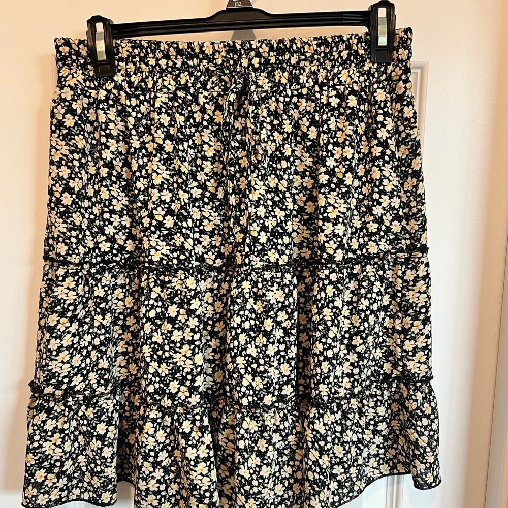 Cupshe Dainty Floral Black Women's Skirt